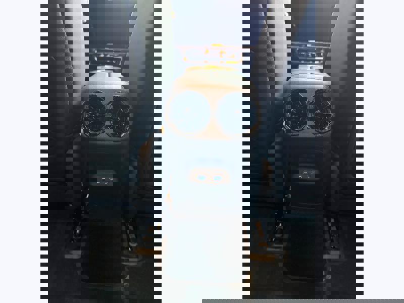 Image Mercedes-Benz CLA COUPÉ CLA 250+ avec technologie EQ Limited Edition  